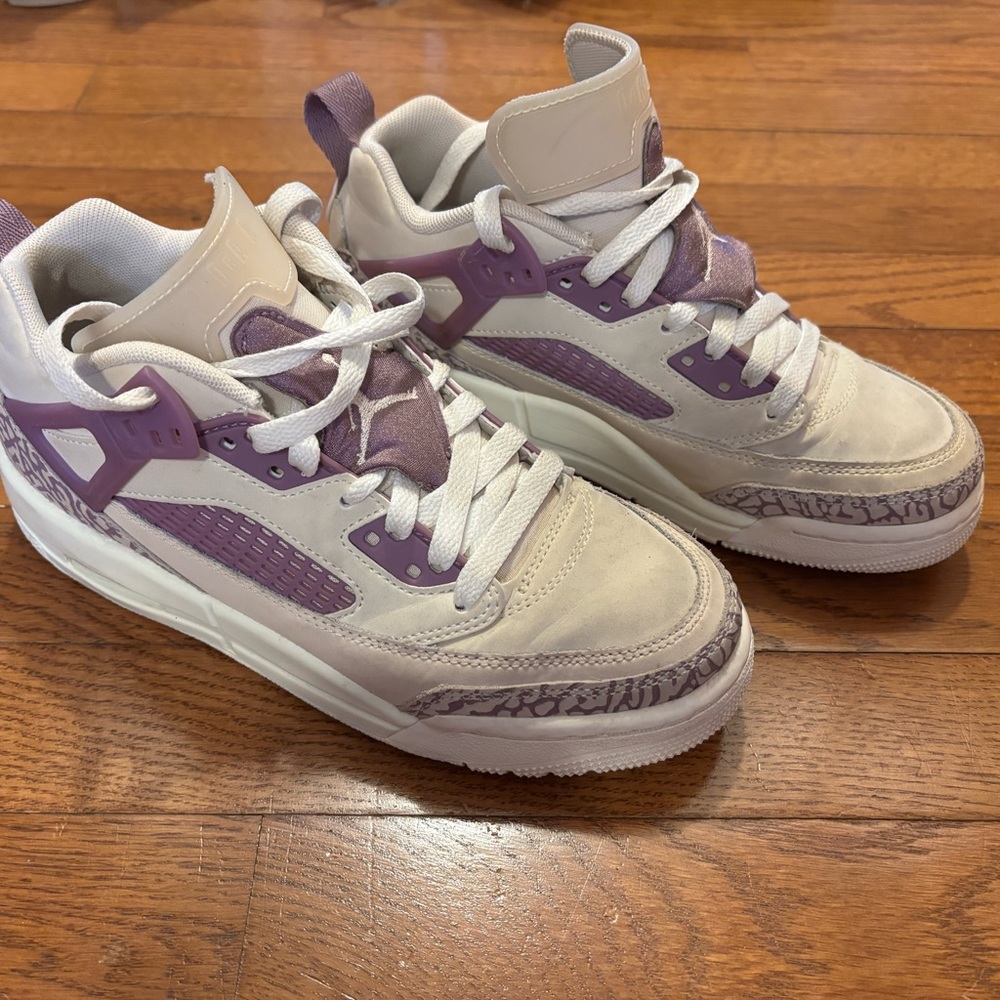Nike Jordan Spizike Low-Top Sneakers